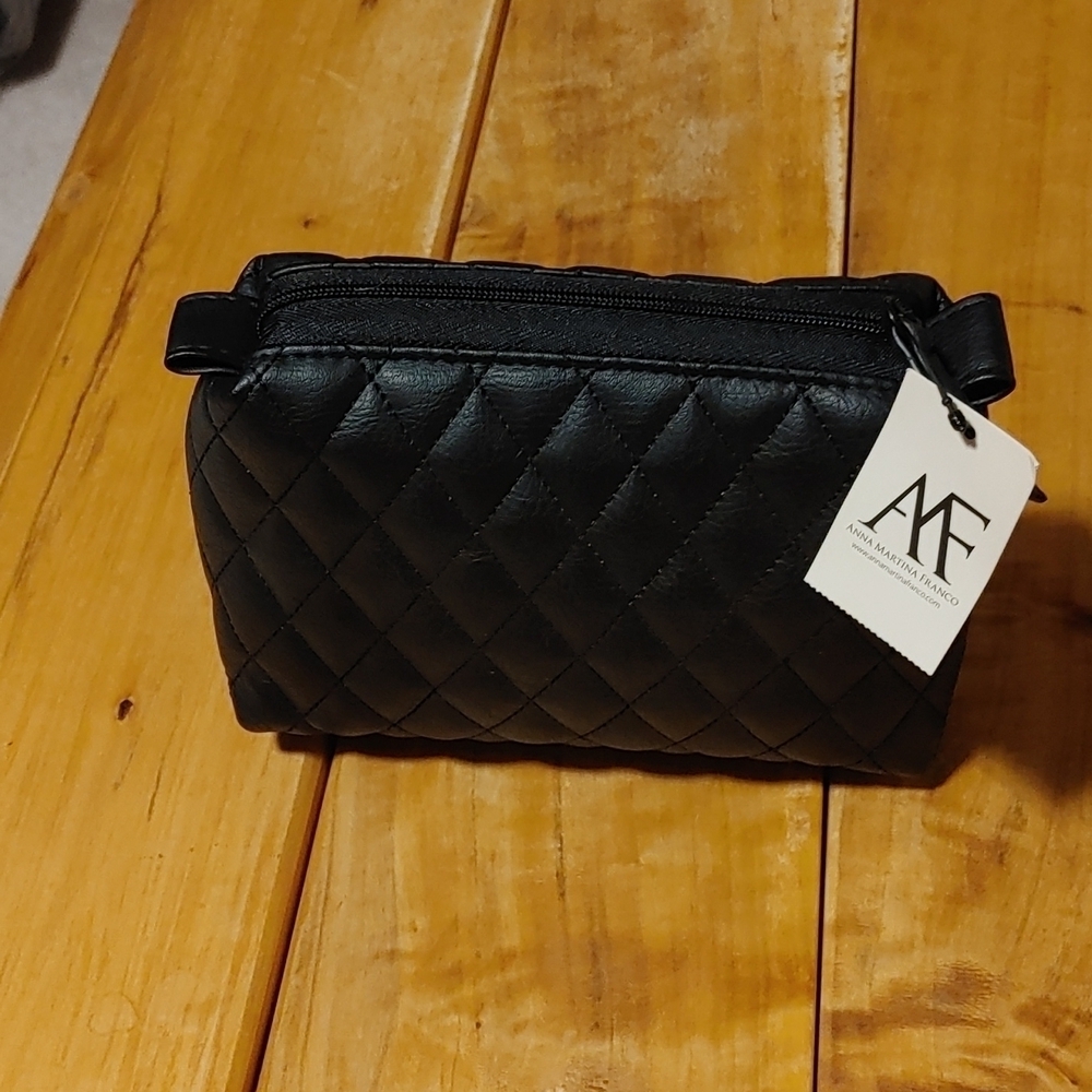 💚Anna Martina Franco cosmetic bag Nwt